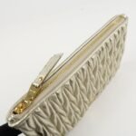 MIU MIU Matelasse Leather Pouch Silk Eye Mask Gold Used - 图片 11