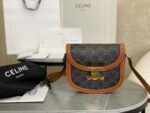 Size: 18.5x13x5cm