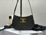 Size: 22x13.5x4cm