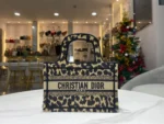 Book Tote Handbag Size: 22.5x24x8cm - 图片 2