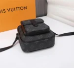 Louis Vuitton Model: 69404 Size: 15x17x8cm - 图片 3