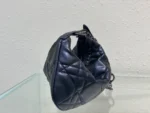 Caro Tulip Handbag Size: 25x16x2.5 cm - 图片 2
