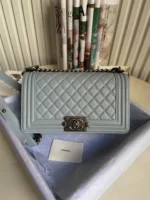 ?Chanel Calfskin Size:25x15x9cm