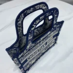 Book Tote Handbag Size: 22.5x24x8 cm - 图片 3