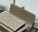 Lady Collection Chain Handbag Size: 19.5cm - 图片 4