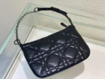 Caro Tulip Handbag Size: 25x16x2.5 cm - 图片 5