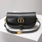 Bobby East-West Underarm Bag Handbag Size: 2029 Size 22x13x5cm - 图片 4