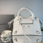 Balenciag* Neo Classic Casual Bag Size: 18cm