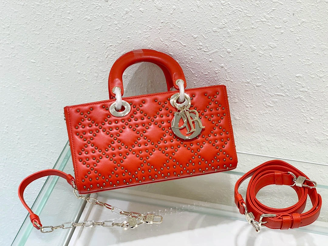 Lady Dior Collection Size: 26cm