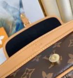 Louis Vuitton Retro Underarm Crossbody Bag - 图片 6