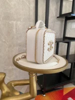 Chane Vanity case Vintage Cosmetic Bag Model: 93343 Size: 21cm - 图片 6