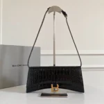 Underarm bag Model: 8898 Size: 27x3x11cm