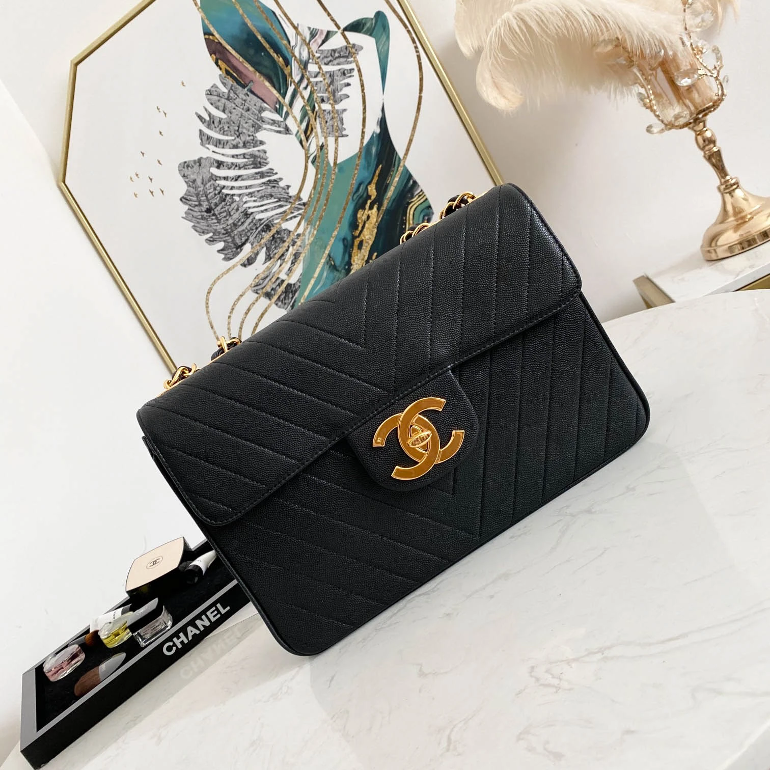 Can be one-shoulder, cross-body, handbag Size: 30.21.8cm