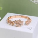 Frivole bracelet, 7 flowers, medium model - 图片 12