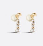 Pearl and leaf tassel earrings
