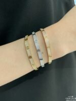 LOVE bracelet, medium model, paved - 图片 7