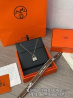 Amulettes Constance pendant - 图片 11