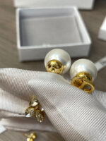 Pearl and leaf tassel earrings - 图片 9