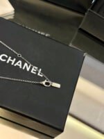 Bouton de Camélia transformable necklace - 图片 14