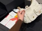 Chanel 25C white hobo bag - 图片 3