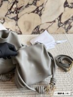 Loewe Cowhide leather - 图片 2