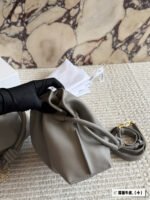 Loewe Cowhide leather - 图片 5