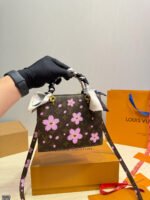LV Takashi Murakami Horizontal Tote Bag - 图片 4