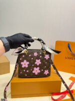 LV Takashi Murakami Horizontal Tote Bag - 图片 5