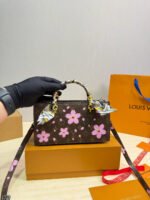 LV Takashi Murakami Horizontal Tote Bag - 图片 9