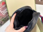Gucci Supreme Black Crossbody Bag - 图片 9